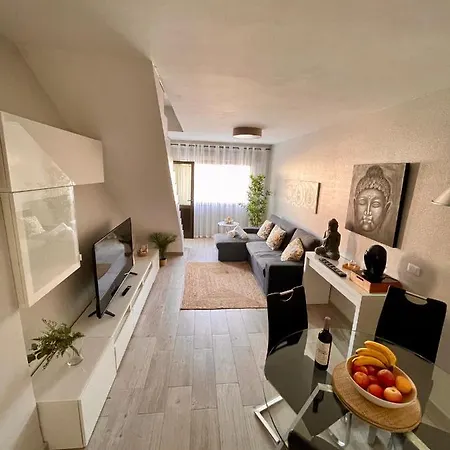 Duplex Con Piscina Cerca Del Mar Apartment